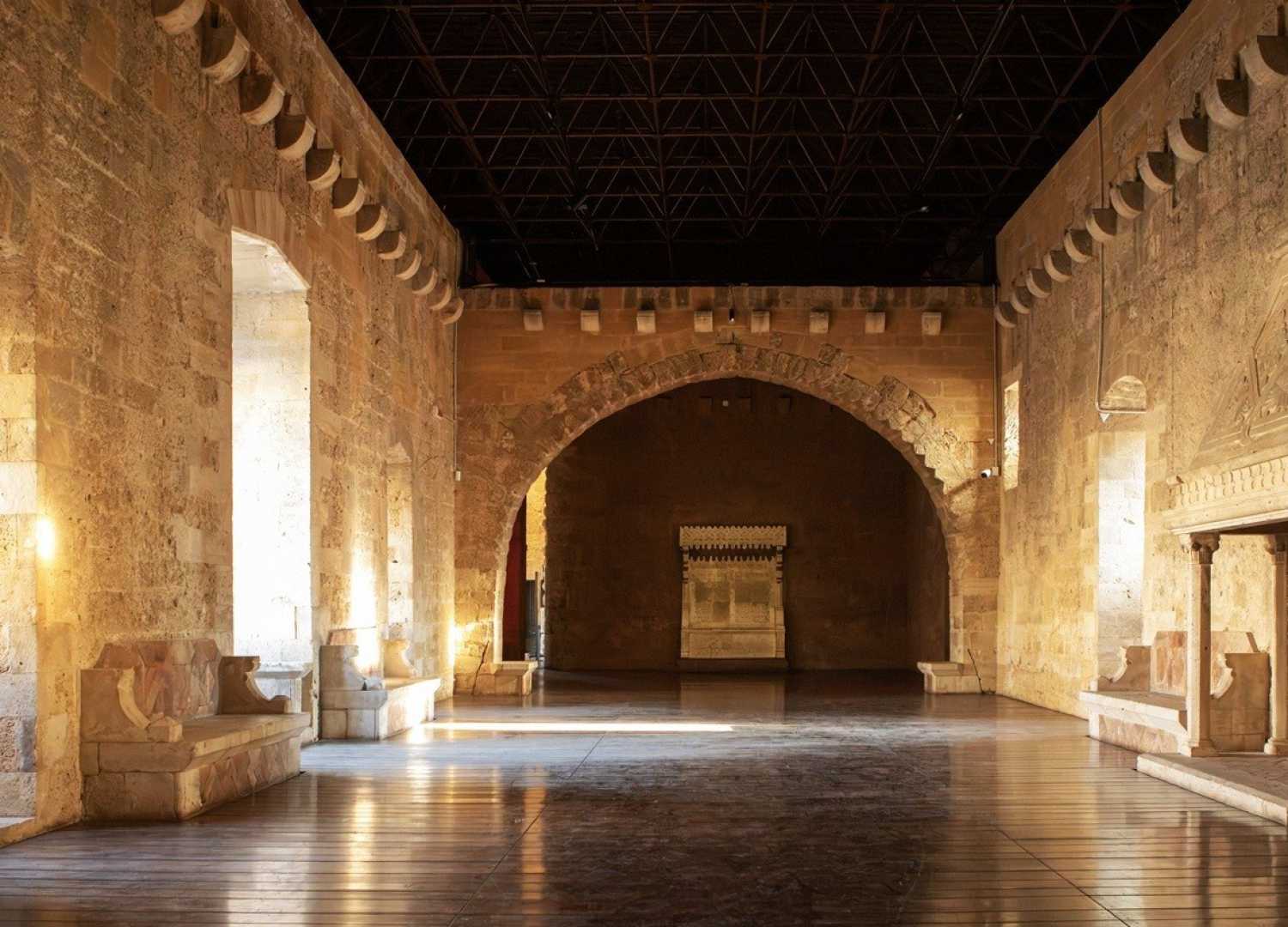 Il Castello di Gioia del Colle, quell'antica fortezza in cui risuona il pianto di Bianca Lancia